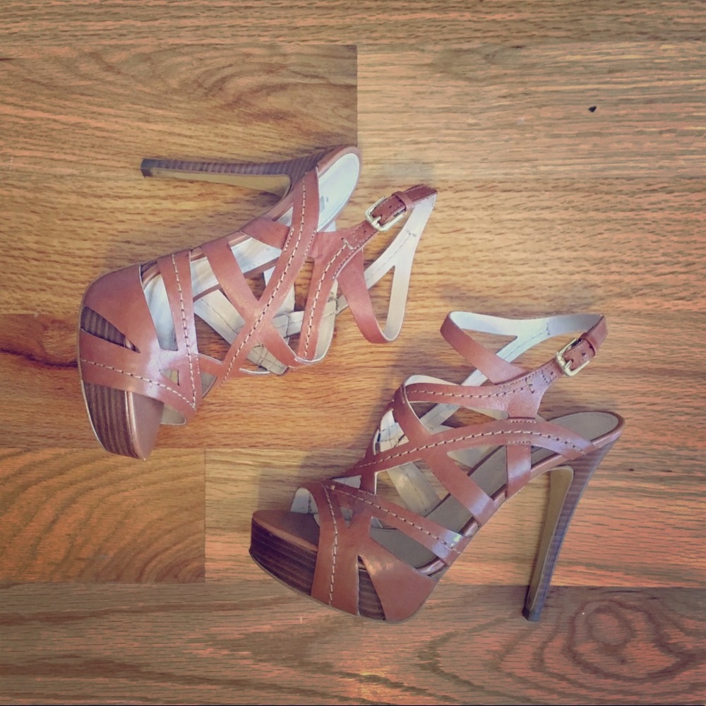 Guess stilettos